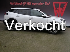 Peugeot 2008 - 1.2 PURETECH ALLURE | LED | CARPLAY | TREKHAAK | CAMERA | 130 PK | ALL-IN