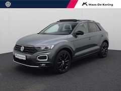 Volkswagen T-Roc - 1.5 TSI 150PK Sport Blackstyle DSG Automaat · Panoramadak · Navigatie · Stoelverwarming