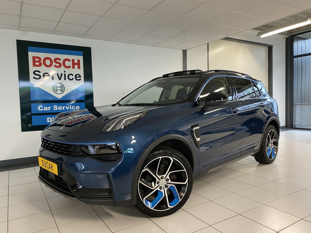 Lynk & Co 01 - 1.5 Panoramadak / Apple carplay android / 360 Camera - AutoWereld.nl