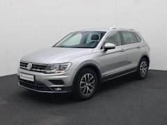 Volkswagen Tiguan - 1.4TSI/150PK ACT Comfortline DSG · Trekhaak · Achteruitrijcamera · Navigatie