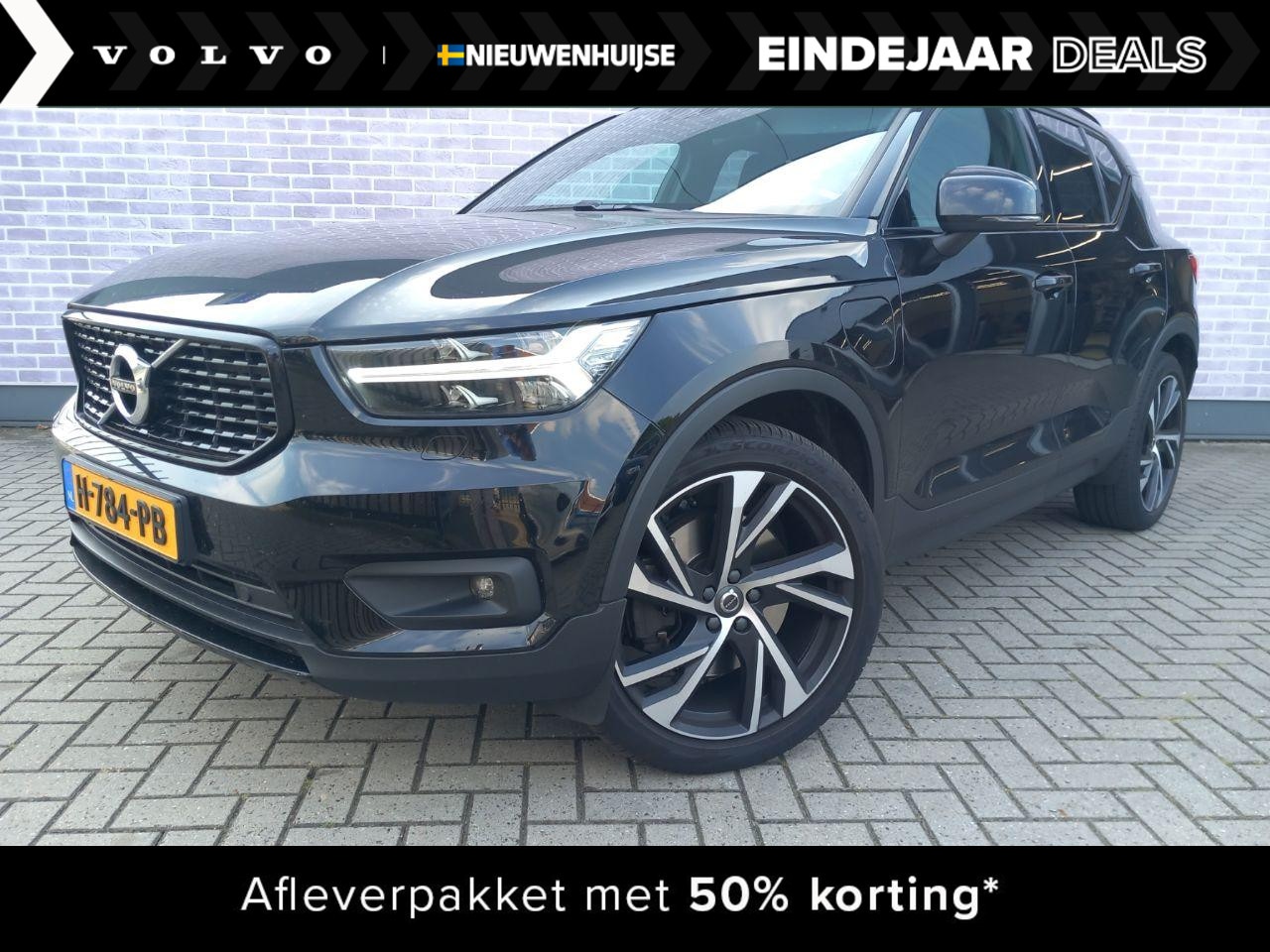 Volvo XC40 - T5 Twin Engine R-Design | Navi | Schuif-/Kanteldak | Elek. Stoelen | BLIS | Adaptieve Crui - AutoWereld.nl