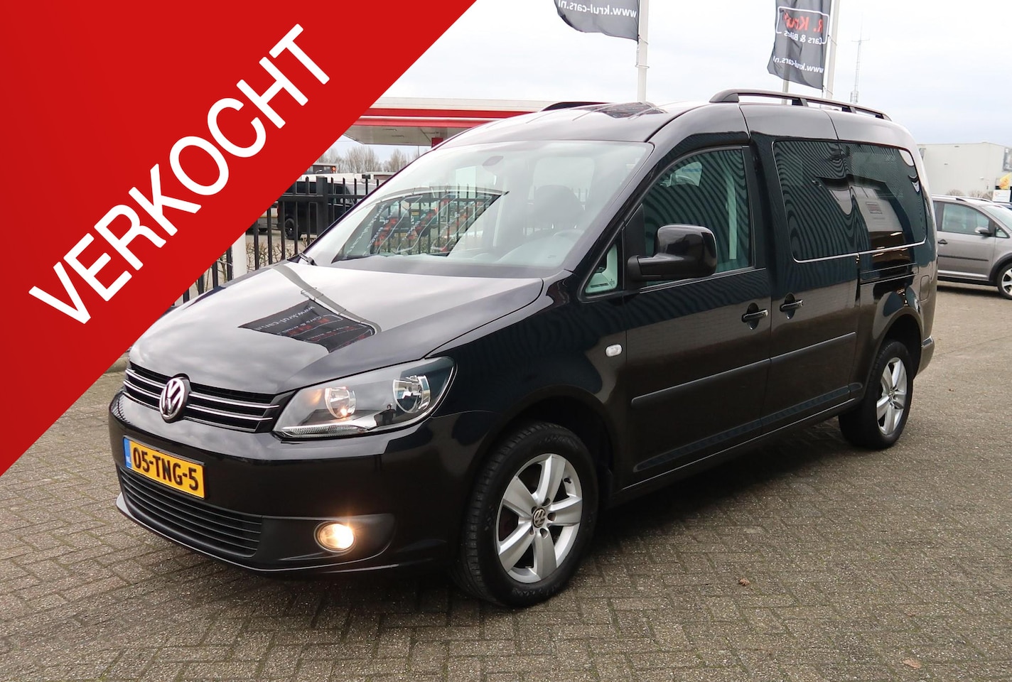 Volkswagen Caddy Maxi - 2.0 TDI Comfortline 7 persoons airco-ecc trekhaak 2x schuifdeur extra getint glas NL auto - AutoWereld.nl