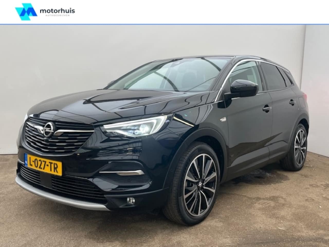 Opel Grandland X - 1.6 Turbo Hybrid 225pk Buss. Elegance Automaat / Trekhaak / Camera v/a - AutoWereld.nl