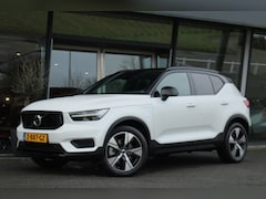 Volvo XC40 - T4 Recharge R-Design | Cruise Control | Stuur/Stoelverwarming | Trekhaak | Getint Glas | 1