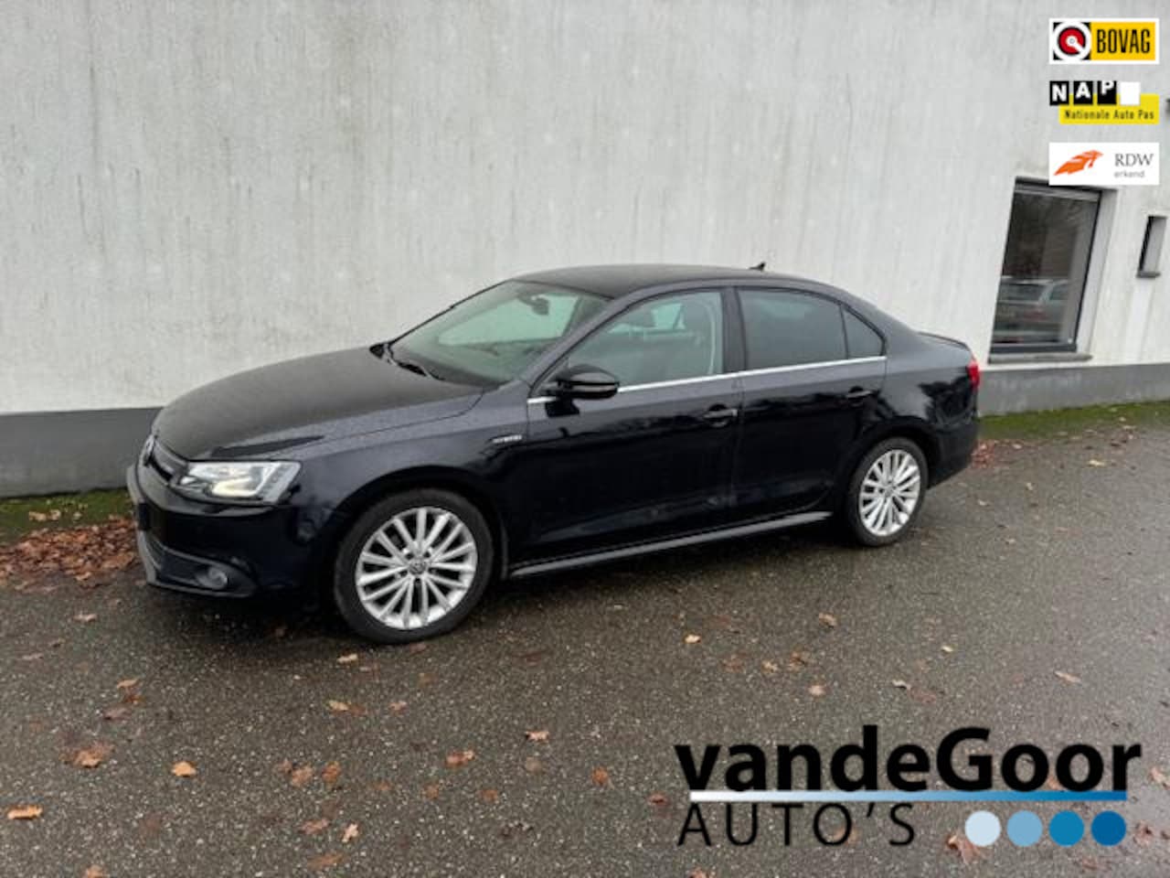 Volkswagen Jetta - 1.4 TSI Hybrid Highline 1.4 TSI Hybrid Highline, '13, aut., navi, mf-stuur, in keurige staat ! - AutoWereld.nl