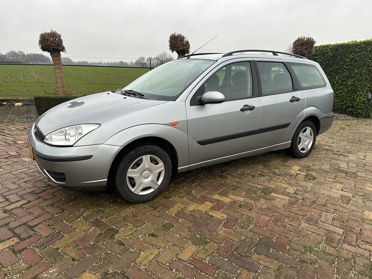 Ford Focus Wagon - 1.6-16V Cool Edition AIRCO | TREKHAAK | NIEUWE APK 2026 - AutoWereld.nl