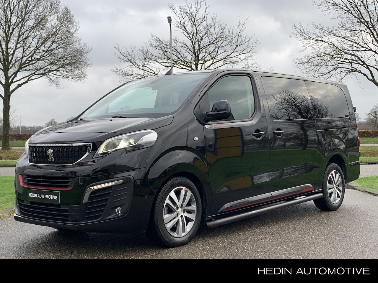 Peugeot Expert - 2.0 180PK Automaat DC Sport Edition | TREKHAAK | LEDEREN BEKLEDING | NAVIGATIE | SIDE BARS - AutoWereld.nl