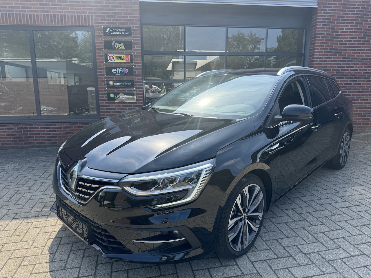 Renault Mégane E-Tech - Estate 1.6 Plug-In Hybrid 160 Techno 18 INCH RIJKLAAR - AutoWereld.nl