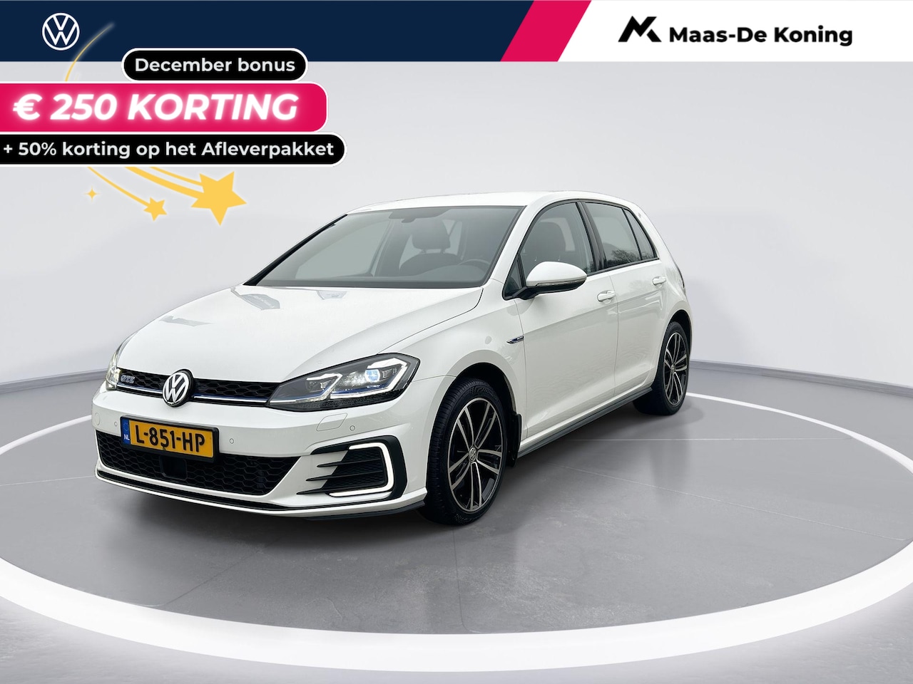 Volkswagen Golf - 1.4 TSI PHEV GTE | Trekhaak achteraf gemonteerd | Achteruitrijcamera achteraf gemonteerd - AutoWereld.nl