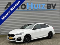 BMW 2-serie Gran Coupé - 218i High Executive M Sport Stoelverwarming Panoramdak Achteruitrijcamera LED Carplay 19 I