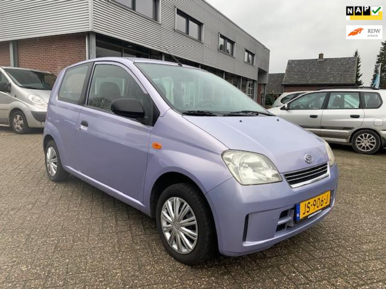 Daihatsu Cuore - 1.0-12V Kyoto € 1350.- 2007 Zo mee, 1Jr. Apk zeer zuinig - AutoWereld.nl