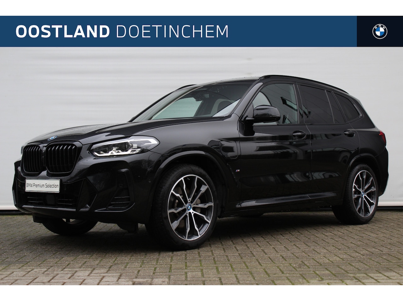 BMW X3 - xDrive30e High Executive M Sport Automaat / Panoramadak / Trekhaak / Sportstoelen / Verwar - AutoWereld.nl