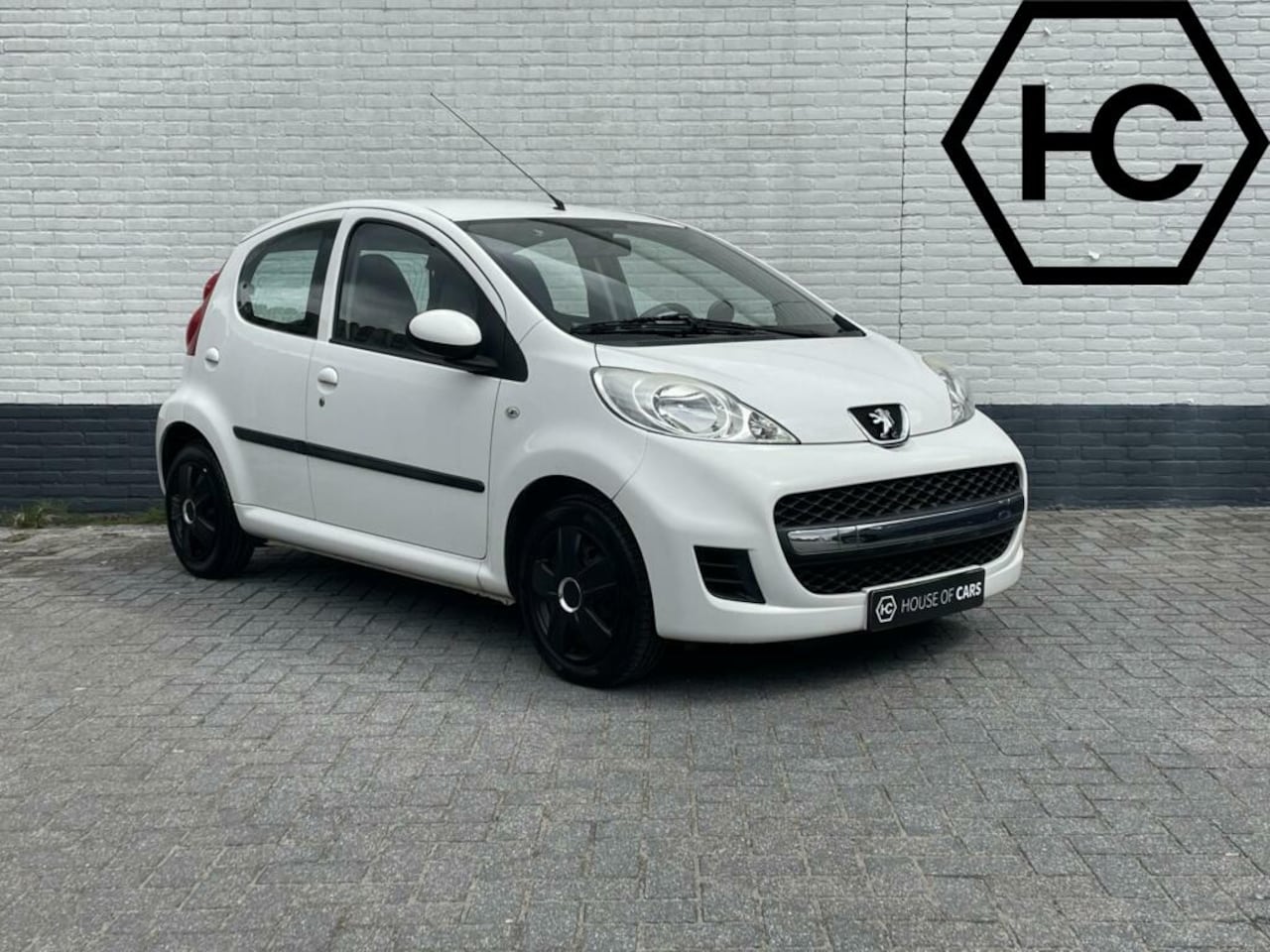 Peugeot 107 - 1.0-12V XS Sport 5-Deurs Airco Bluetooth NAP - AutoWereld.nl