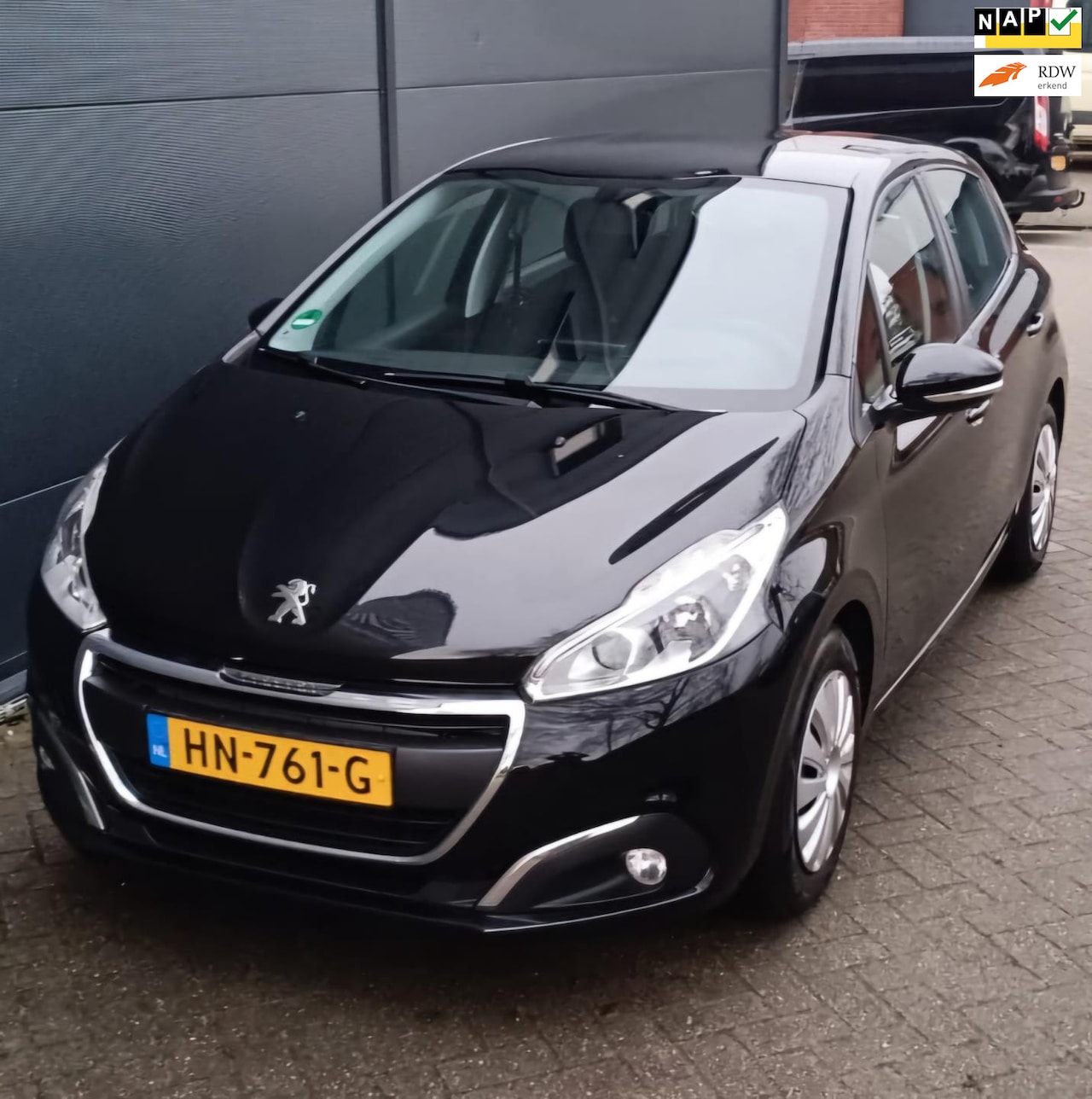 Peugeot 208 - 1.6 BlueHDi Blue Lease 1.6 BlueHDi Blue Lease - AutoWereld.nl