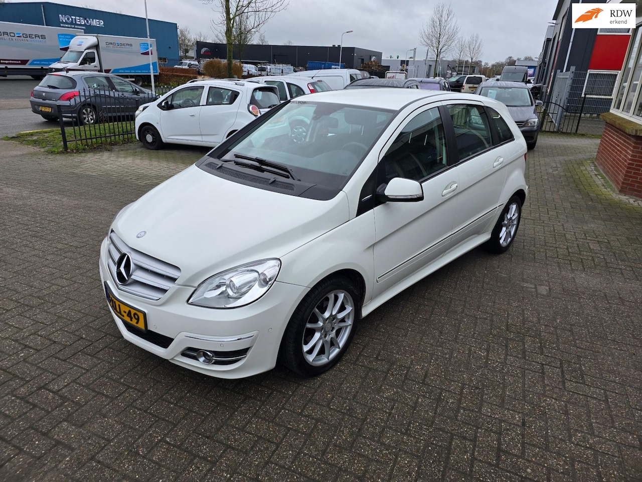 Mercedes-Benz B-klasse - 180 Blue Efficiency 180 BlueEFFICIENCY - AutoWereld.nl