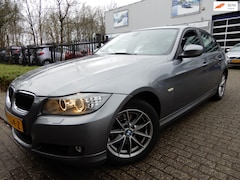 BMW 3-serie - 318d High Executive