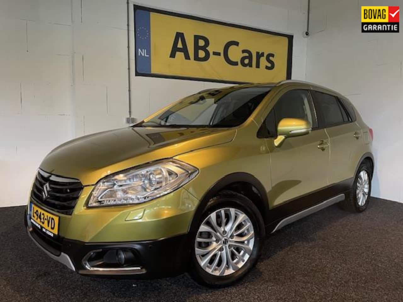 Suzuki SX4 S-Cross - 1.6 High Executive AllGrip 1.6 High Executive AllGrip - AutoWereld.nl