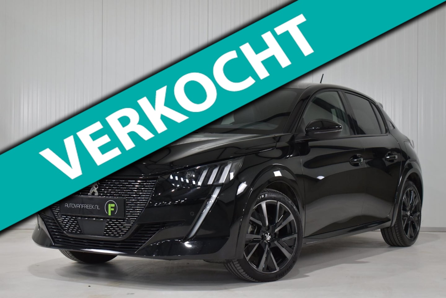 Peugeot 208 - 1.2 PureTech GT 131pk | PANO | CAMERA | CARPLAY | 1E EIG | DEALER | CLIMATE | ACC - AutoWereld.nl