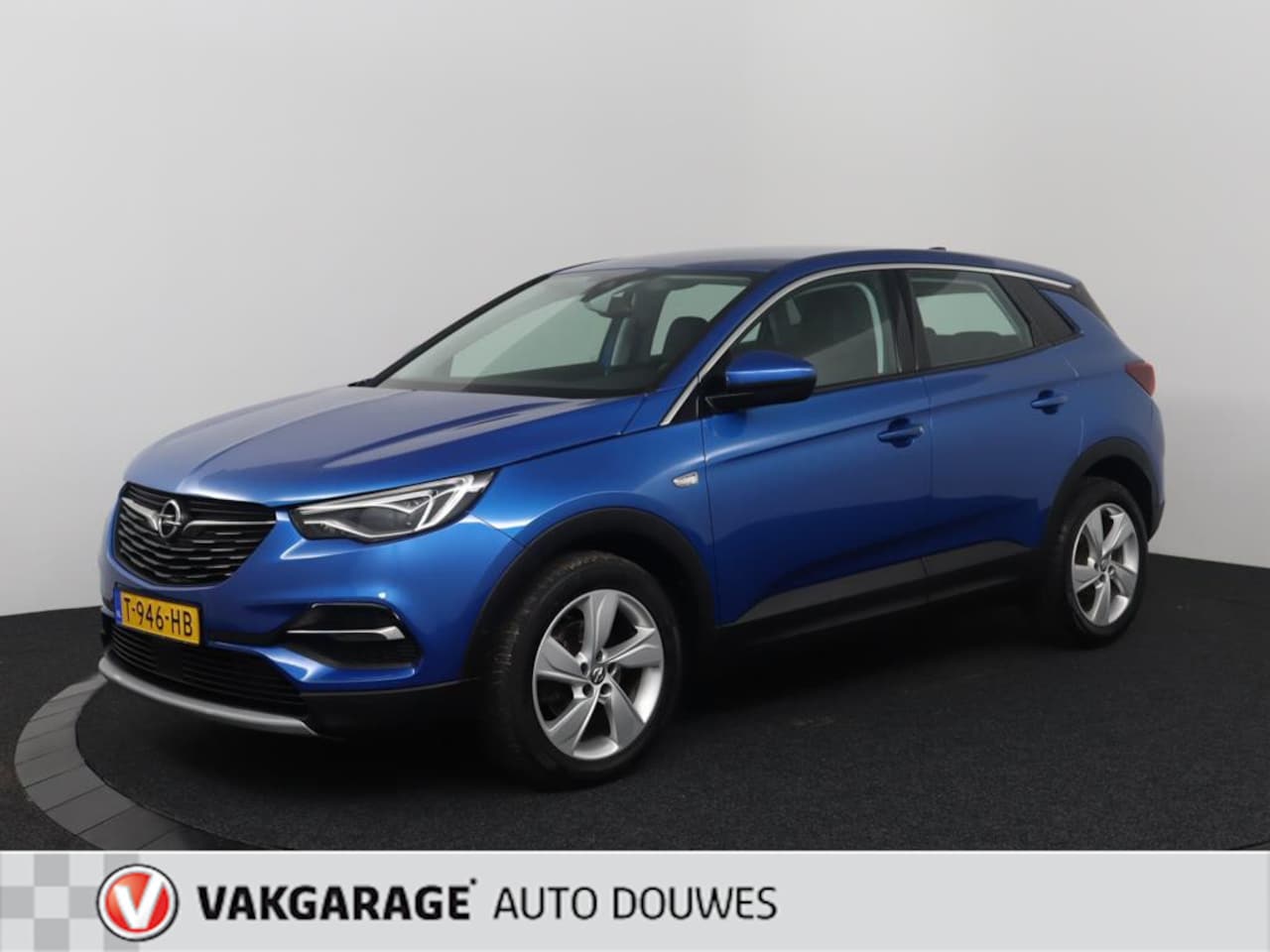 Opel Grandland X - 1.2 Turbo Edition | Automaat | Carplay | Stoel & Stuur verwarming - AutoWereld.nl