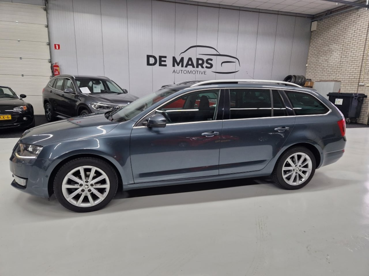 Skoda Octavia Combi - 1.6 TDI Grt Sty. Bns - AutoWereld.nl