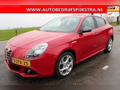 Alfa Romeo Giulietta - 1.6 JTDm Sprint // WEINIG KM //