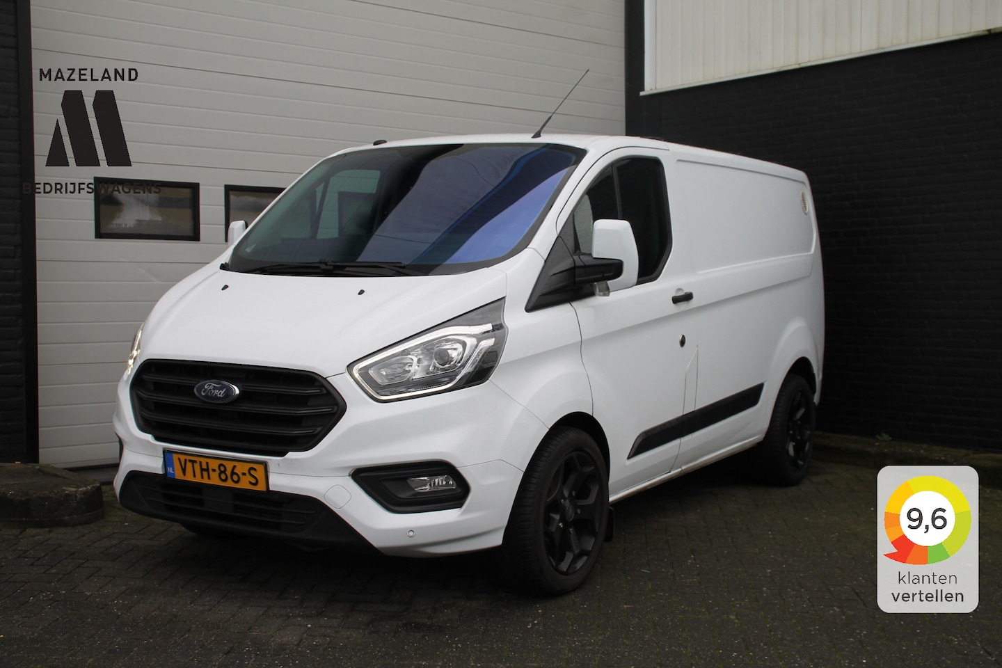 Ford Transit Custom - 2.0 TDCI 130PK EURO 6 - Airco - Navi - Cruise - Camera - € 13.950,- Excl. - AutoWereld.nl