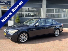 BMW 5-serie - 530i Automaat M Sportpakket High Executive Bj 2006 Youngtimer 259pk Dealer onderhouden