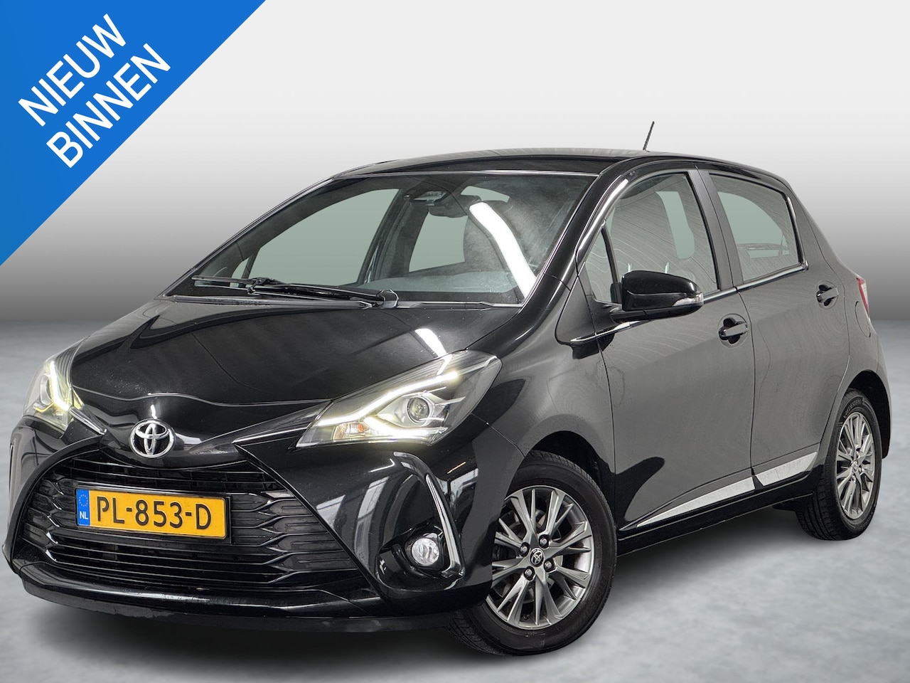 Toyota Yaris - 1.5 VVT-i Executive Navi Clima 116pk NL - AutoWereld.nl