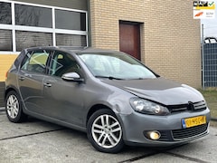 Volkswagen Golf - 1.4 TSI Highline Rijbare schade