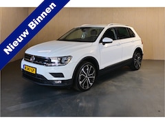 Volkswagen Tiguan - 1.4 TSI Comfortline Business - Stoel/stuurverwarming - Apple carplay/android auto - Climat