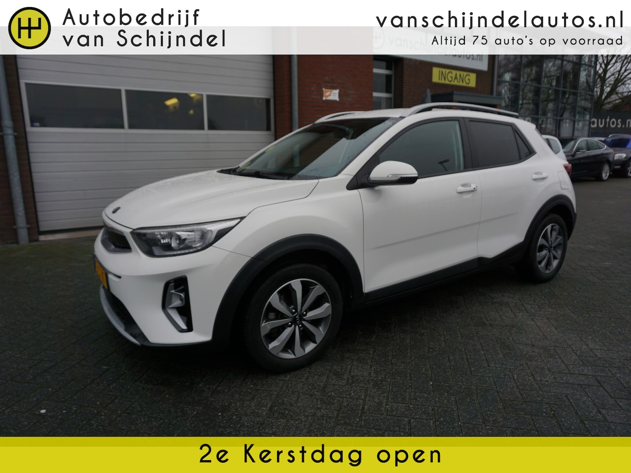 Kia Stonic - 1.0 T-GDi MHEV DYNAMICPLUSLINE ORIGINEEL NL DEALER ONDERHOUDEN! CAMERA TREKHAAK NAVIGATIE - AutoWereld.nl