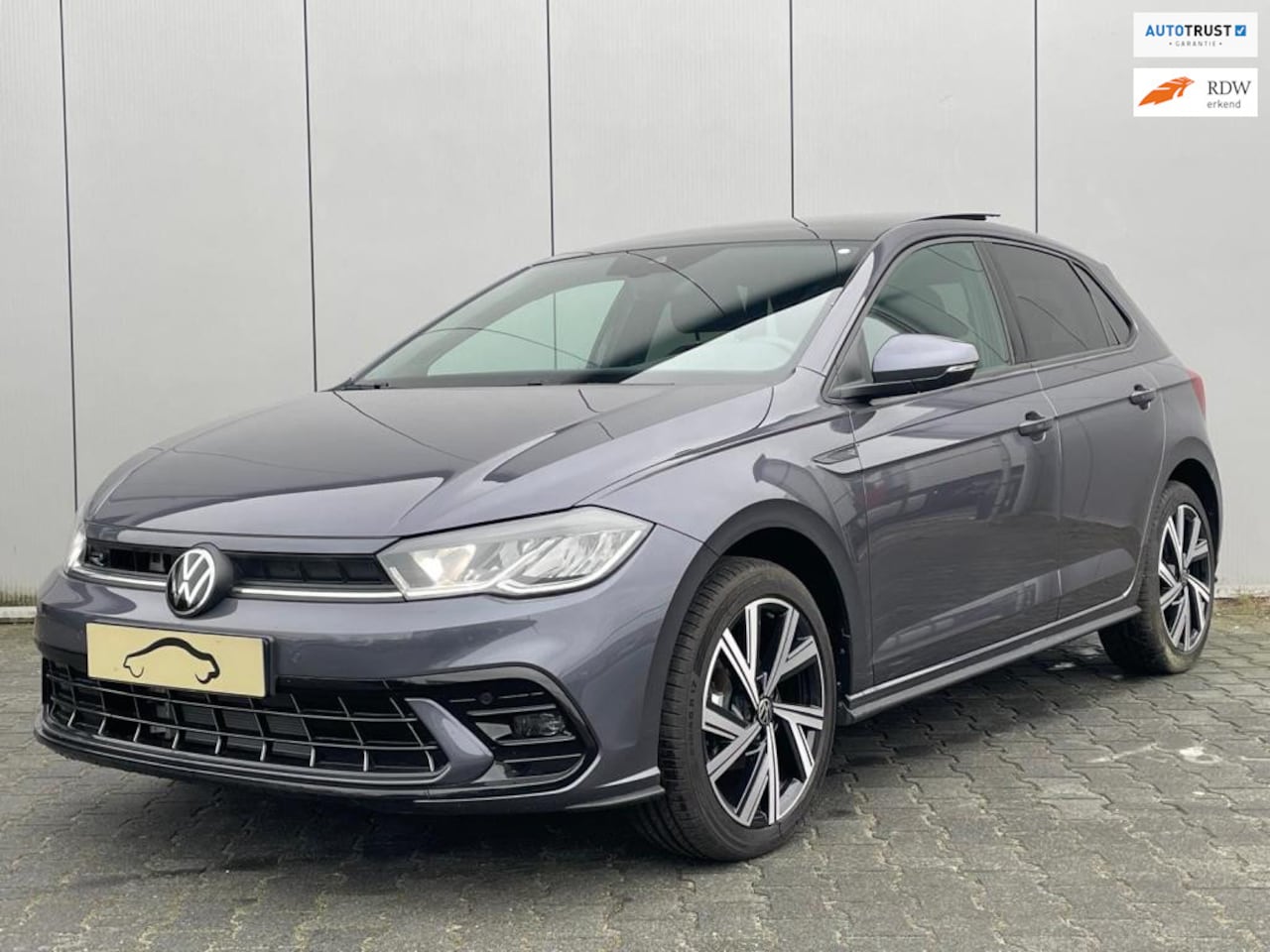 Volkswagen Polo - 1.0 TSI R-Line Business / Pano / Clima / Stoelverwarming / PDC - AutoWereld.nl