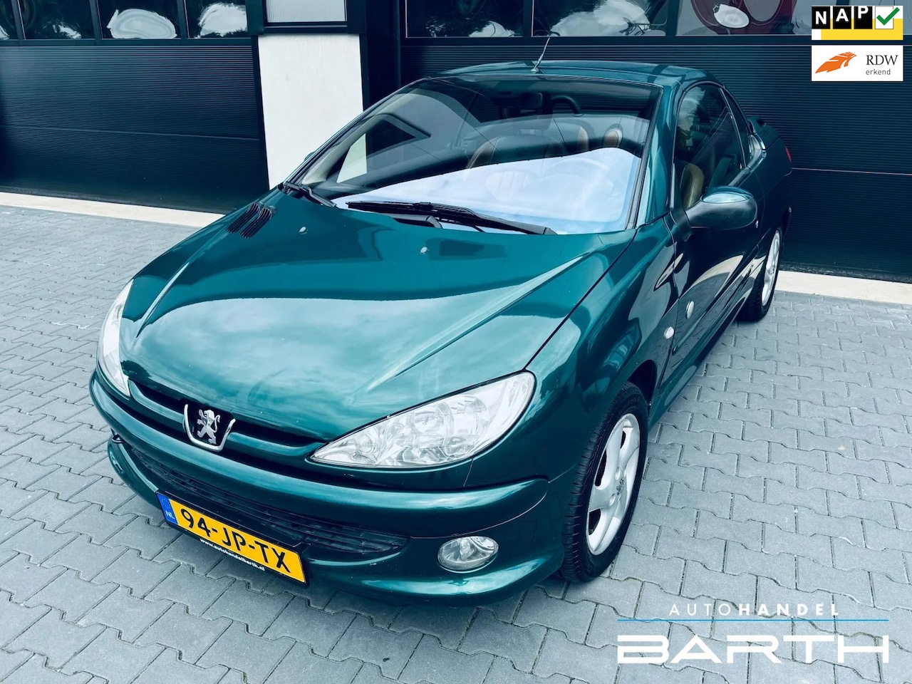 Peugeot 206 CC - 1.6-16V Roland Garros 1.6-16V Roland Garros - AutoWereld.nl