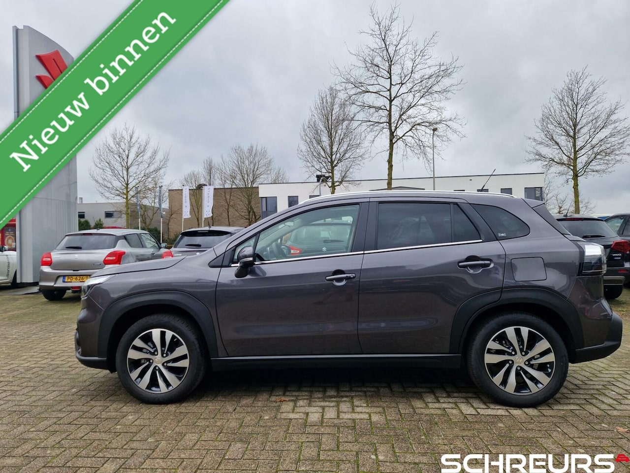 Suzuki S-Cross - 1.4 Boosterjet Style Smart Hybrid | Panodak | Nieuw € 36243,- - AutoWereld.nl