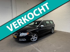 Volvo V70 - 2.0T R-Edition Navi|Leder|Trekhaak|PDC