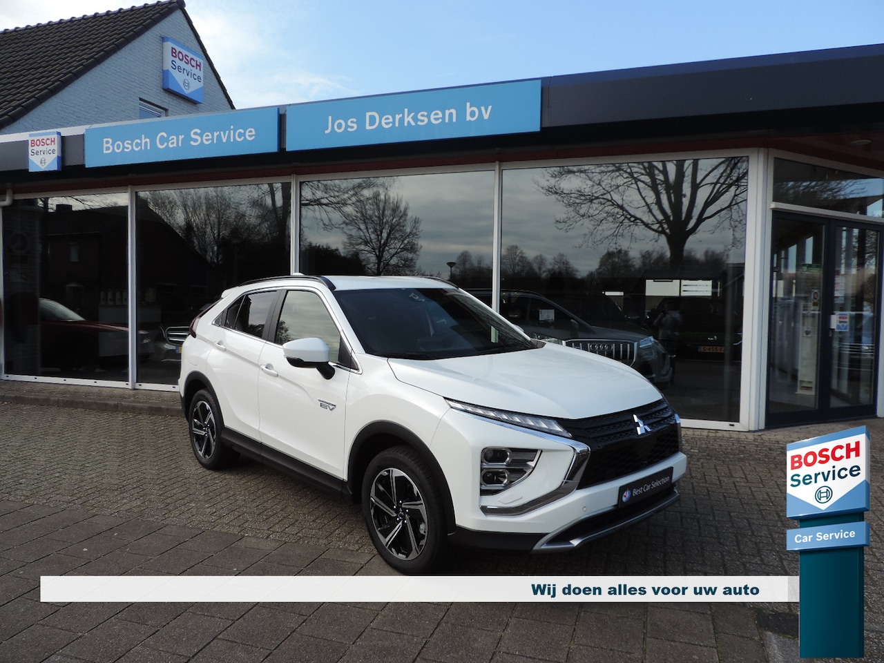 Mitsubishi Eclipse Cross - 2.4 PHEV Intense+ - Nav | Camera | PDC v+a | Standkachel | Apple CarPlay | Led - AutoWereld.nl