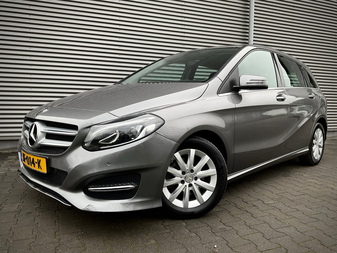 Mercedes-Benz B-klasse - 180 Prestige Automaat - AutoWereld.nl