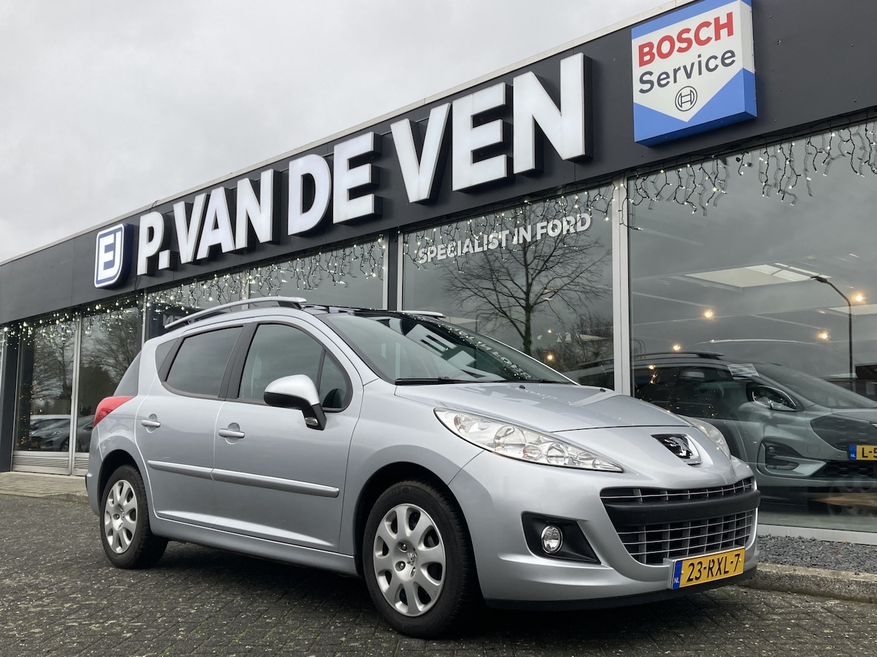 Peugeot 207 SW - 1.6 VTi Allure 120pk Trekhaak | Panorama dak | Half leder | Climate Control | Airco | Crui - AutoWereld.nl