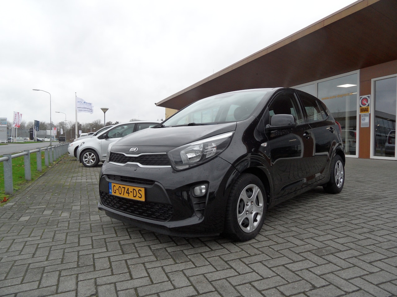 Kia Picanto - 1.0 MPi ComfortLine - AutoWereld.nl