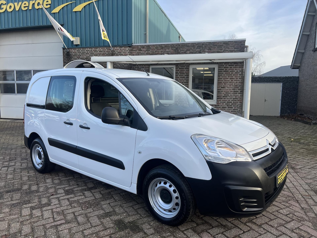 Citroën Berlingo - GB 1.6 BlueHDi 100pk S&amp;S 2pl verhoogd laadvermogen Club - AutoWereld.nl