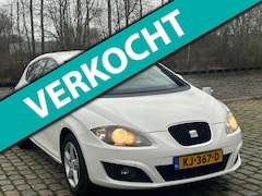 Seat Leon - 1.2 TSI Ecomotive COPA airco navigatie cruis control trekhaak