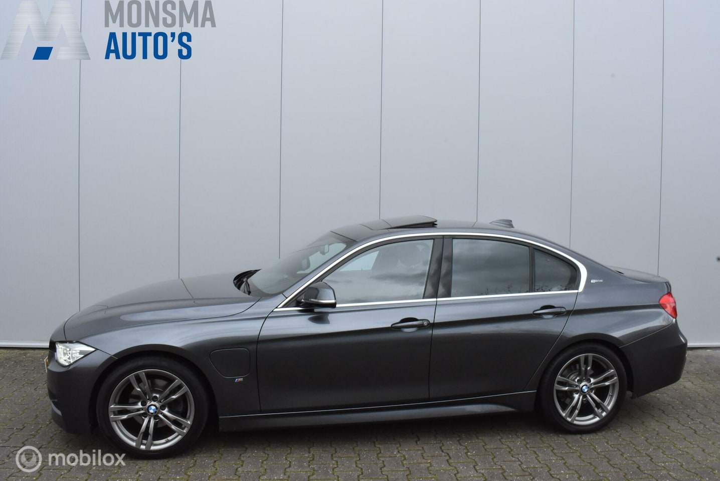 BMW 3-serie - 330e 330e - AutoWereld.nl