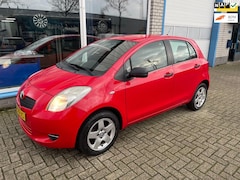 Toyota Yaris - 1.0 VVTi Spirit