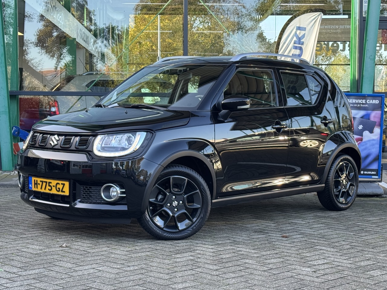 Suzuki Ignis - 1.2 Stijl | Automaat | Cruise Control | Climate Control | Achteruitrijcamera | Stoelverwar - AutoWereld.nl