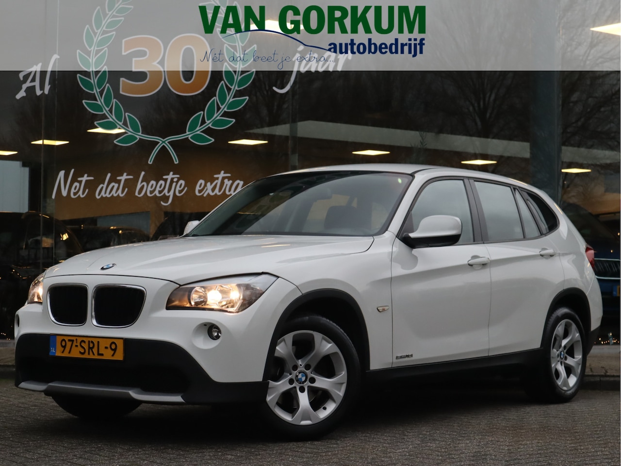 BMW X1 - sDrive18i Executive hele nette auto - AutoWereld.nl