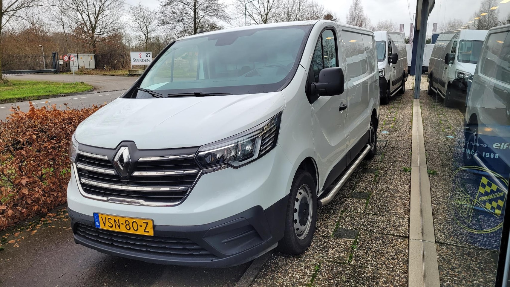 Renault Trafic - 2.0 dCi 110 T29 L1H1 Comfort |airco|navigatie|trekhaak| - AutoWereld.nl