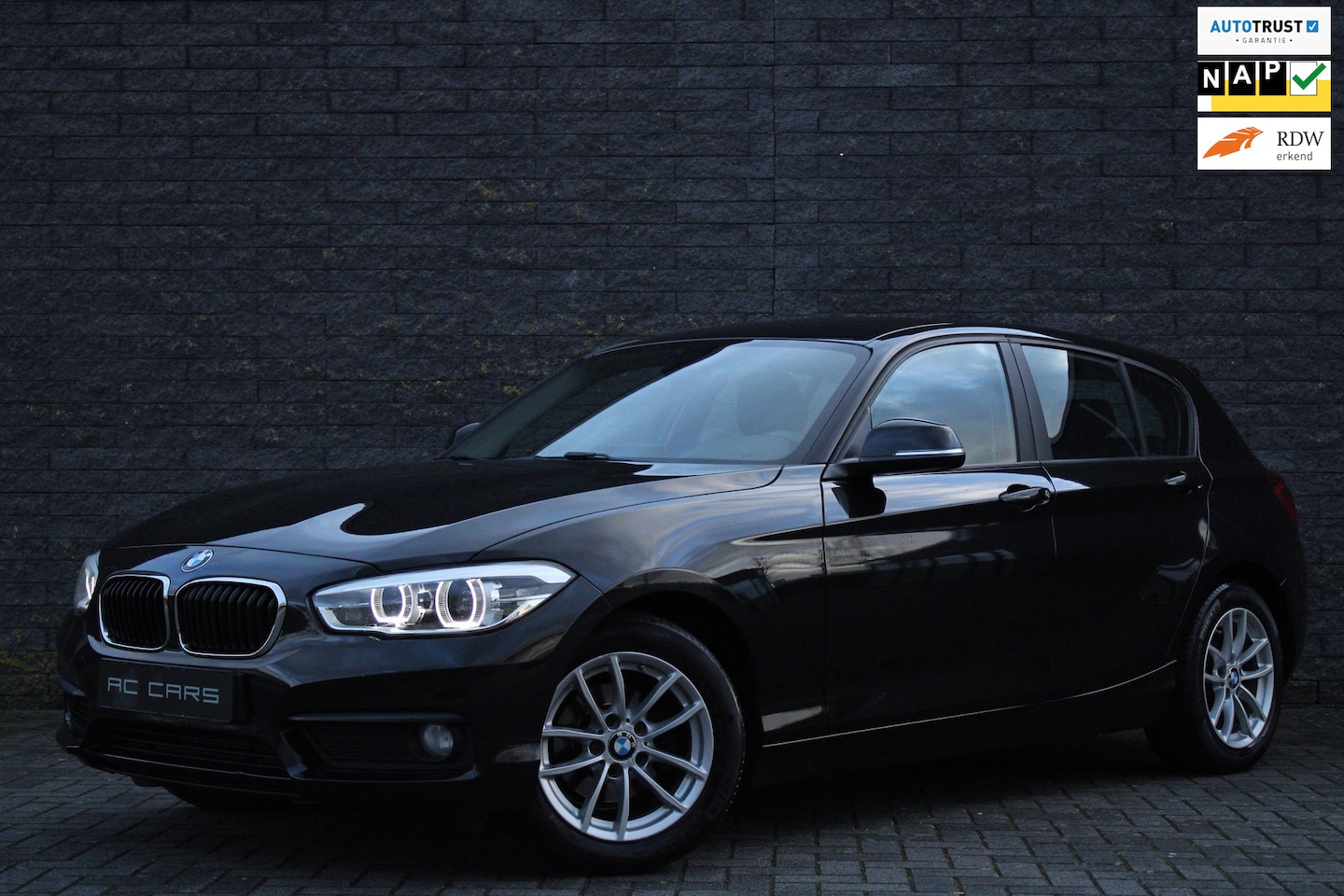 BMW 1-serie - 118i Executive - Facelift/LED/Netjes! - AutoWereld.nl