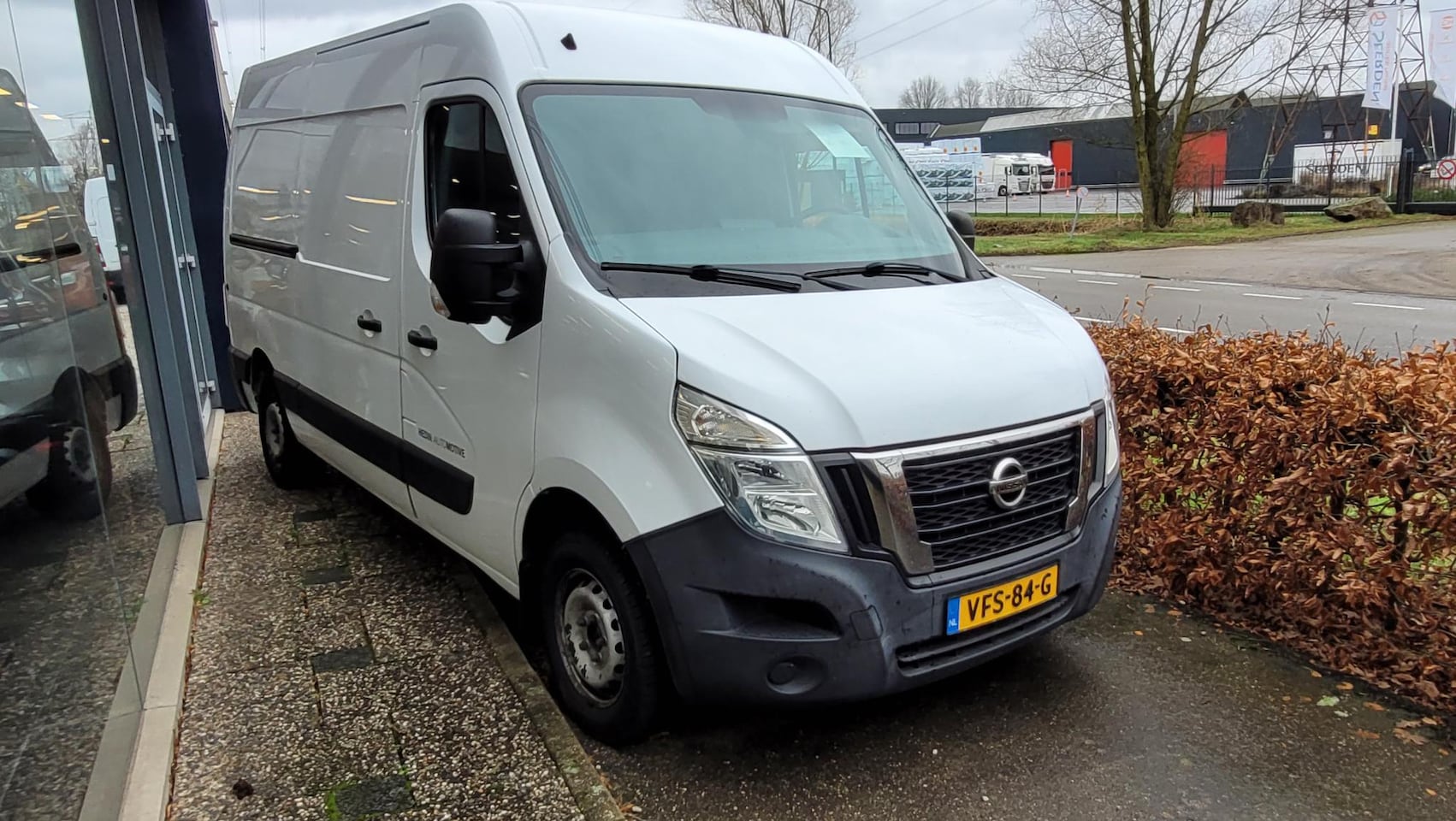 Nissan NV400 - 2.3 dCi L2H2 Acenta 2.3 dCi L2H2 Acenta - AutoWereld.nl