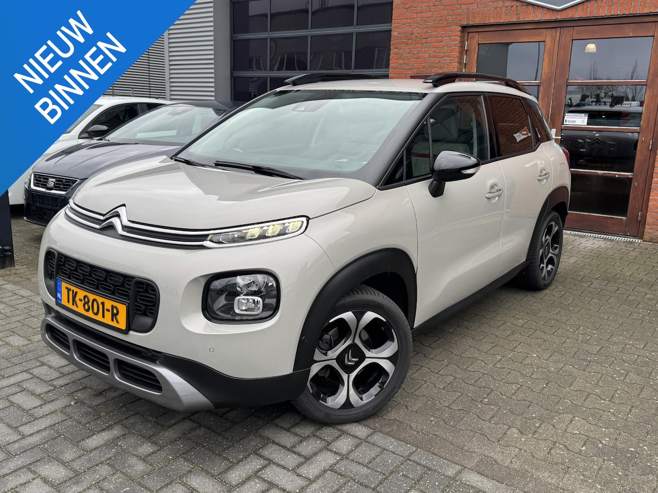 Citroën C3 Aircross - 1.2 PureTech S&S Shine | Keyless | Camera | DAB | Carplay | Dodehoekdetectie | Cruise Cont - AutoWereld.nl