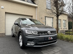 Volkswagen Tiguan - 1.4 TSI ACT 150pk Highline DSG Panoramadak VirtualCockpit ACC SportLeder Carplay Ambientli